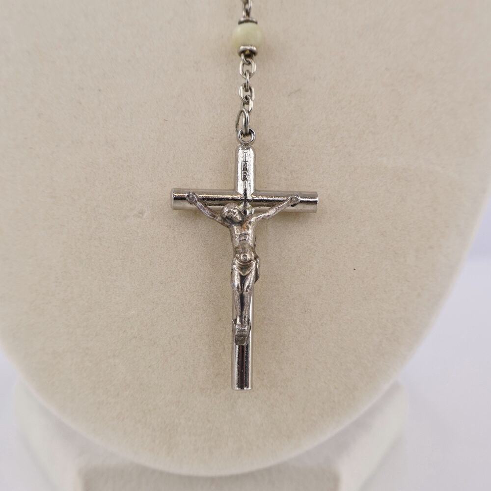Vintage Catholic Rosary White Beads Italy Crucifix Mary Jesus Medal - Picture 3 of 8